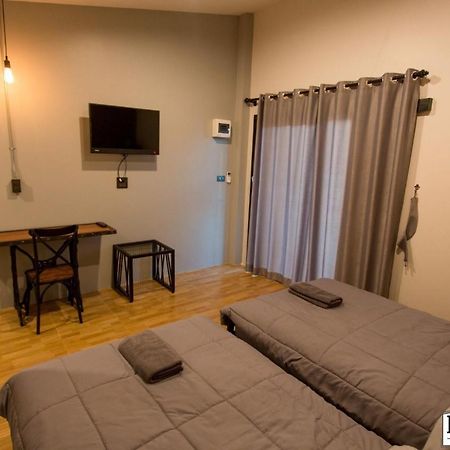 Bed Box Hotel Nakhonratchasima Exterior photo